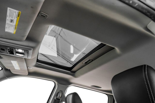 Used 2018 RAM 1500 Laramie image 24