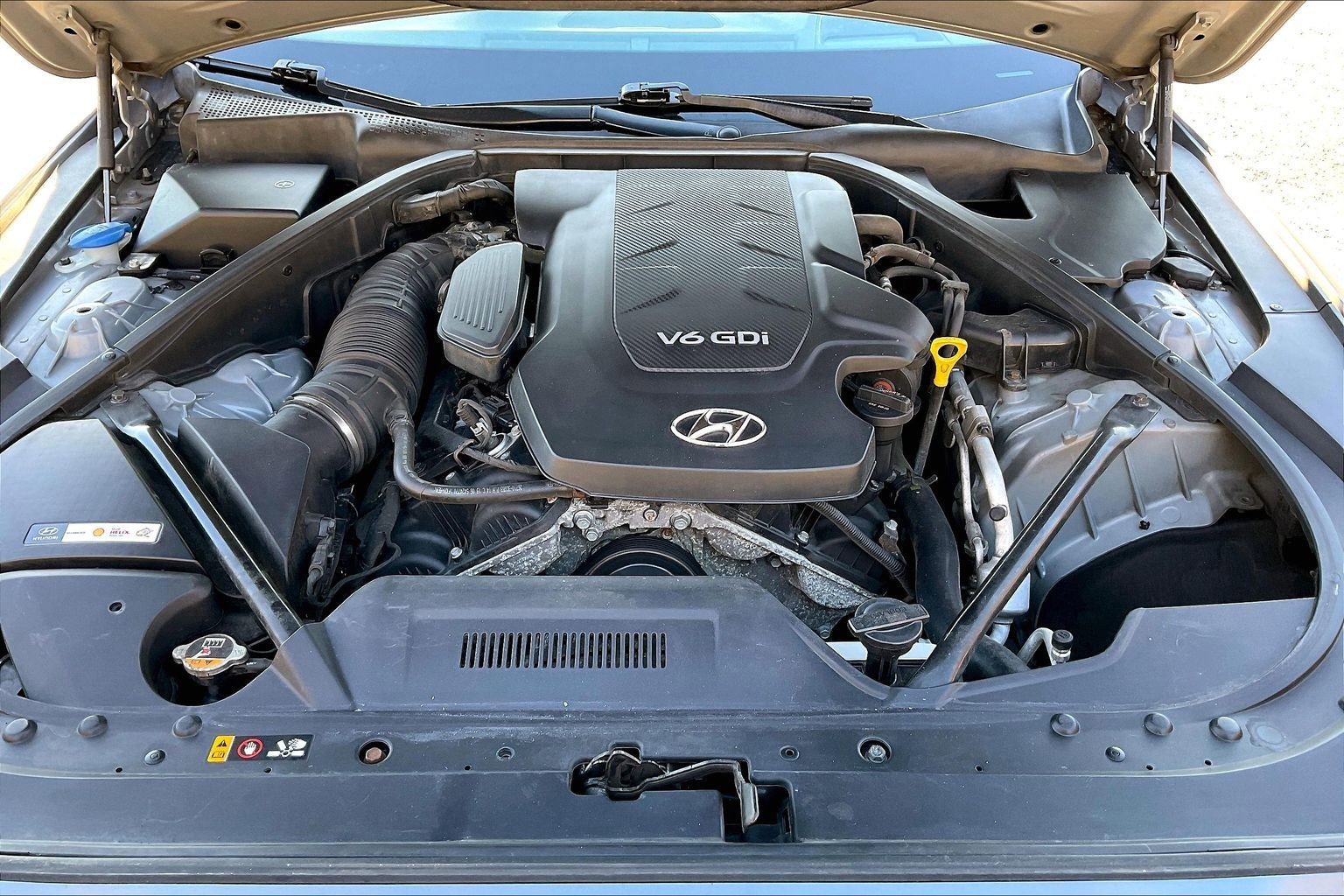 Used 2015 Hyundai Genesis 3.8 w/ Option Group 03 image 9