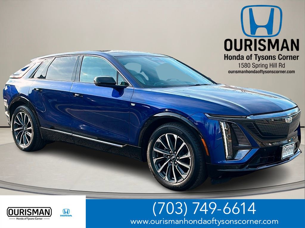 Used 2024 Cadillac Lyriq Sport image 1