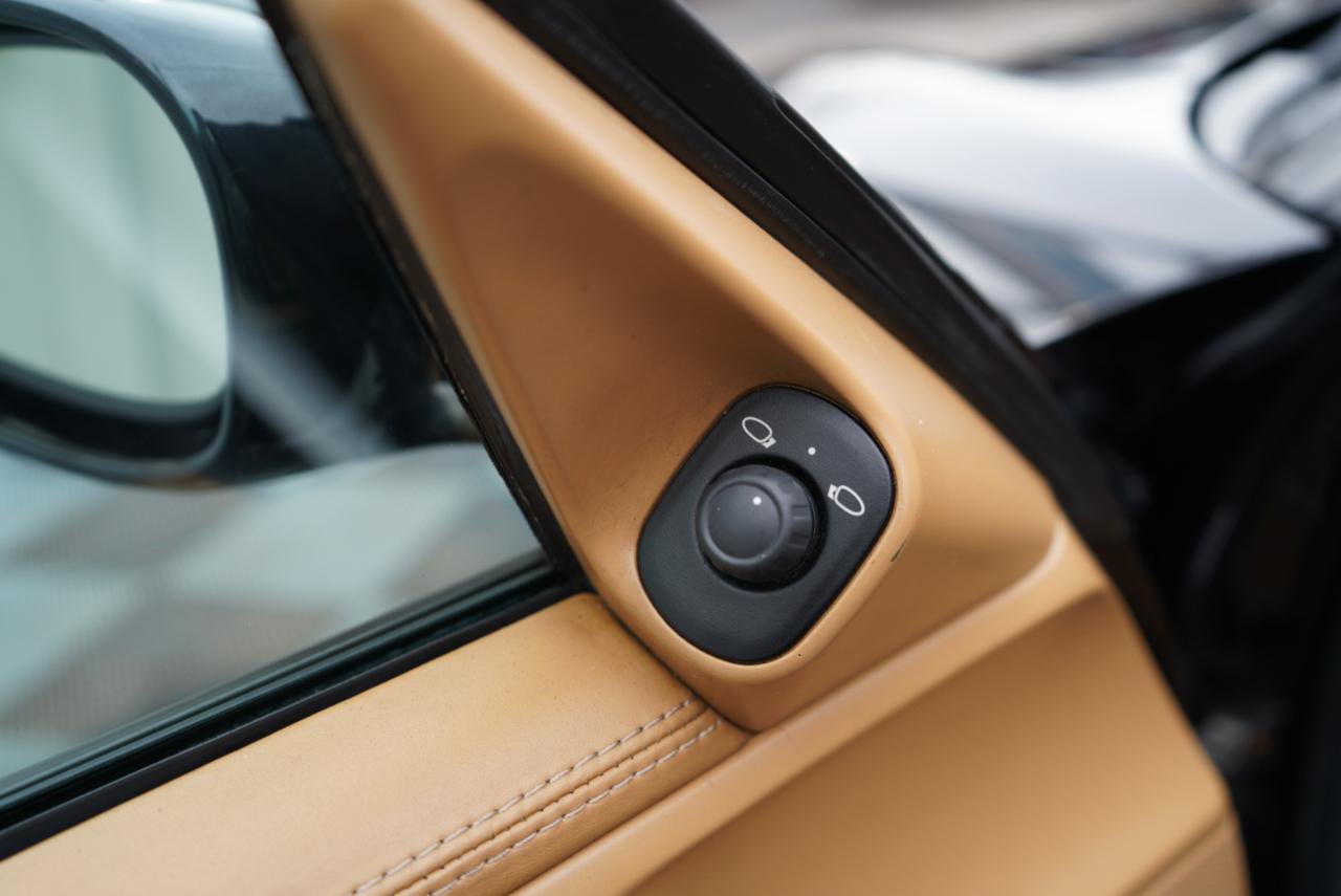 Used 2005 Porsche 911 Carrera image 19