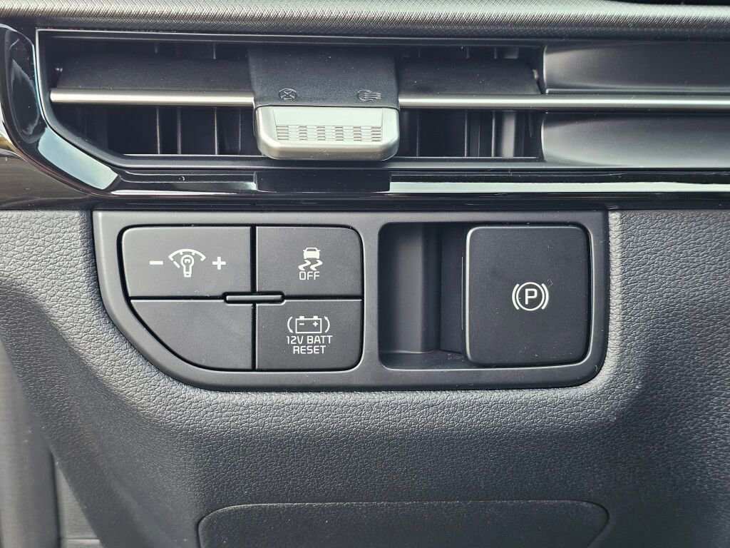 New 2026 Kia Sportage S AWD/4WD image 31