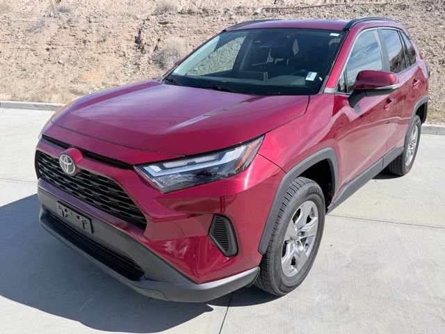 Used 2023 Toyota RAV4 XLE video 1
