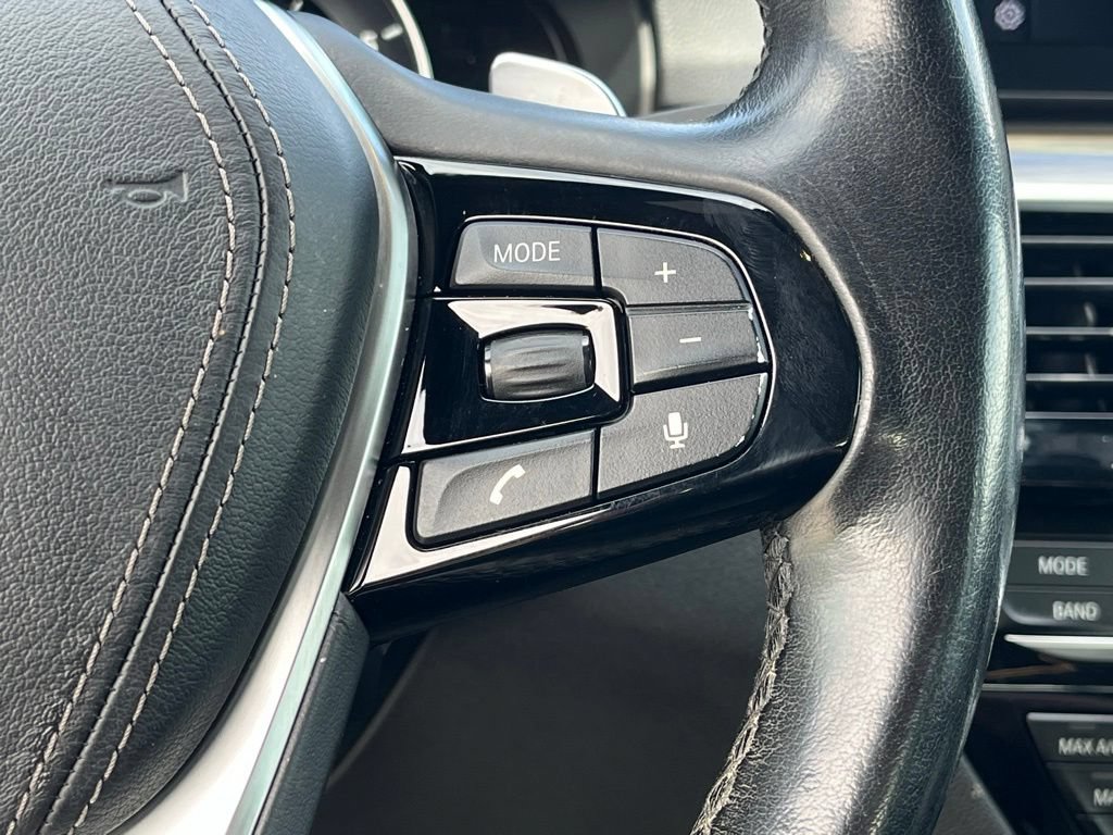 Used 2018 BMW 530i xDrive AWD/4WD image 30