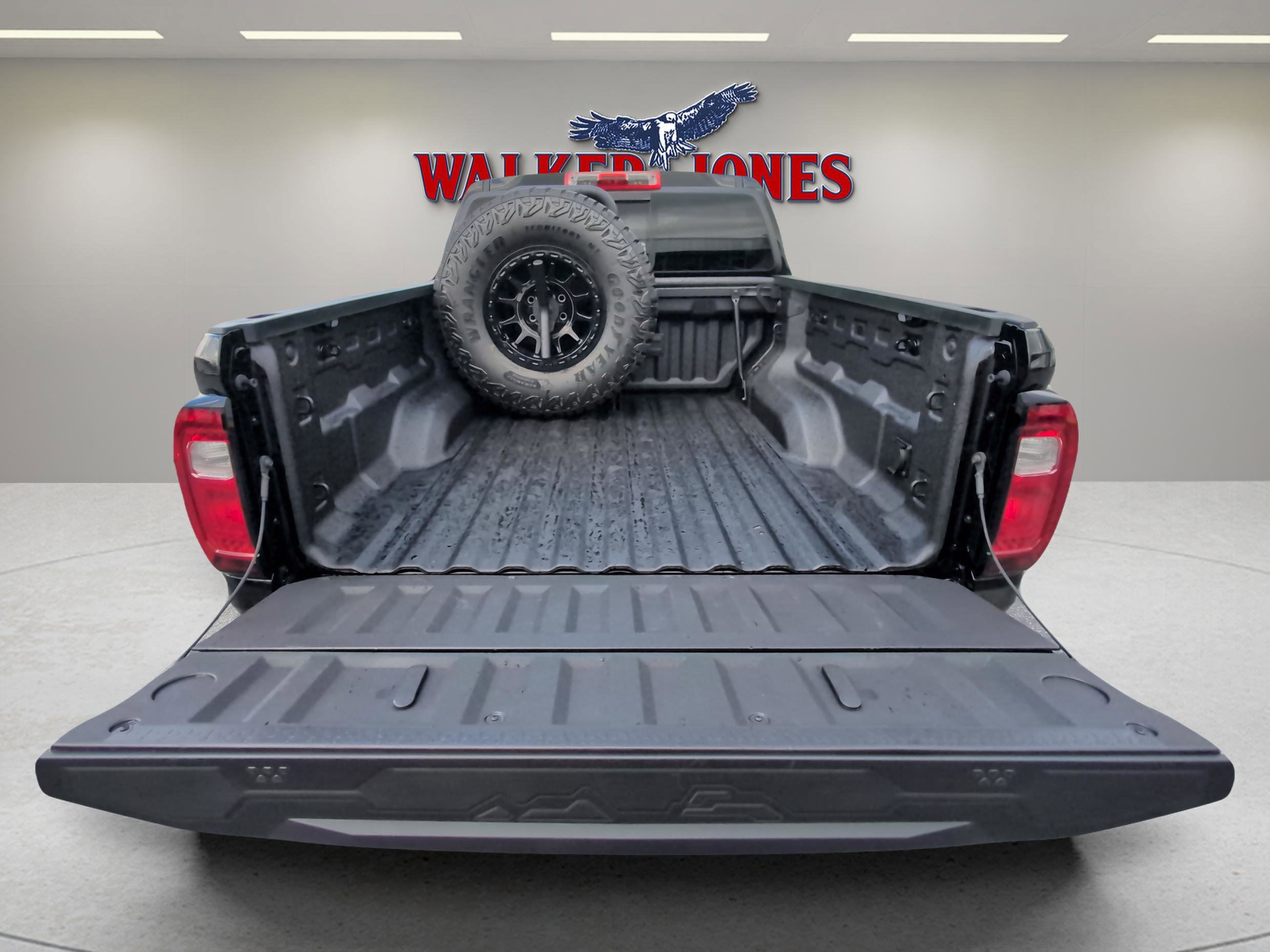 New 2026 GMC Canyon AT4X w/ AT4X AEV Edition image 15