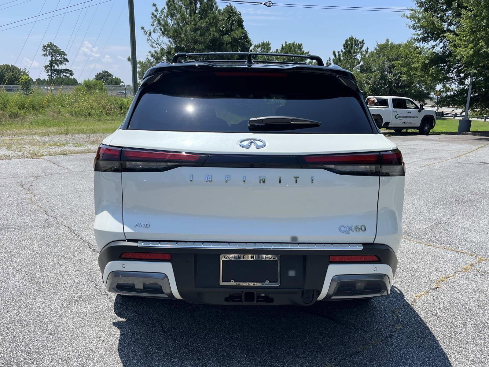 Certified 2025 INFINITI QX60 Autograph w/ Cargo Package image 4