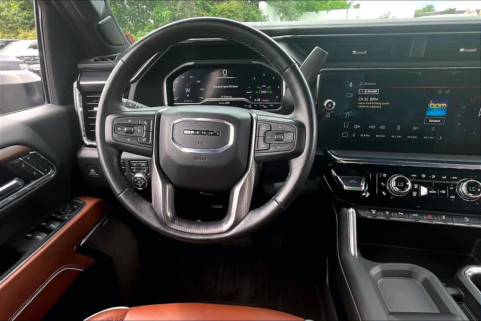 Used 2024 GMC Sierra 2500 Denali Ultimate image 6
