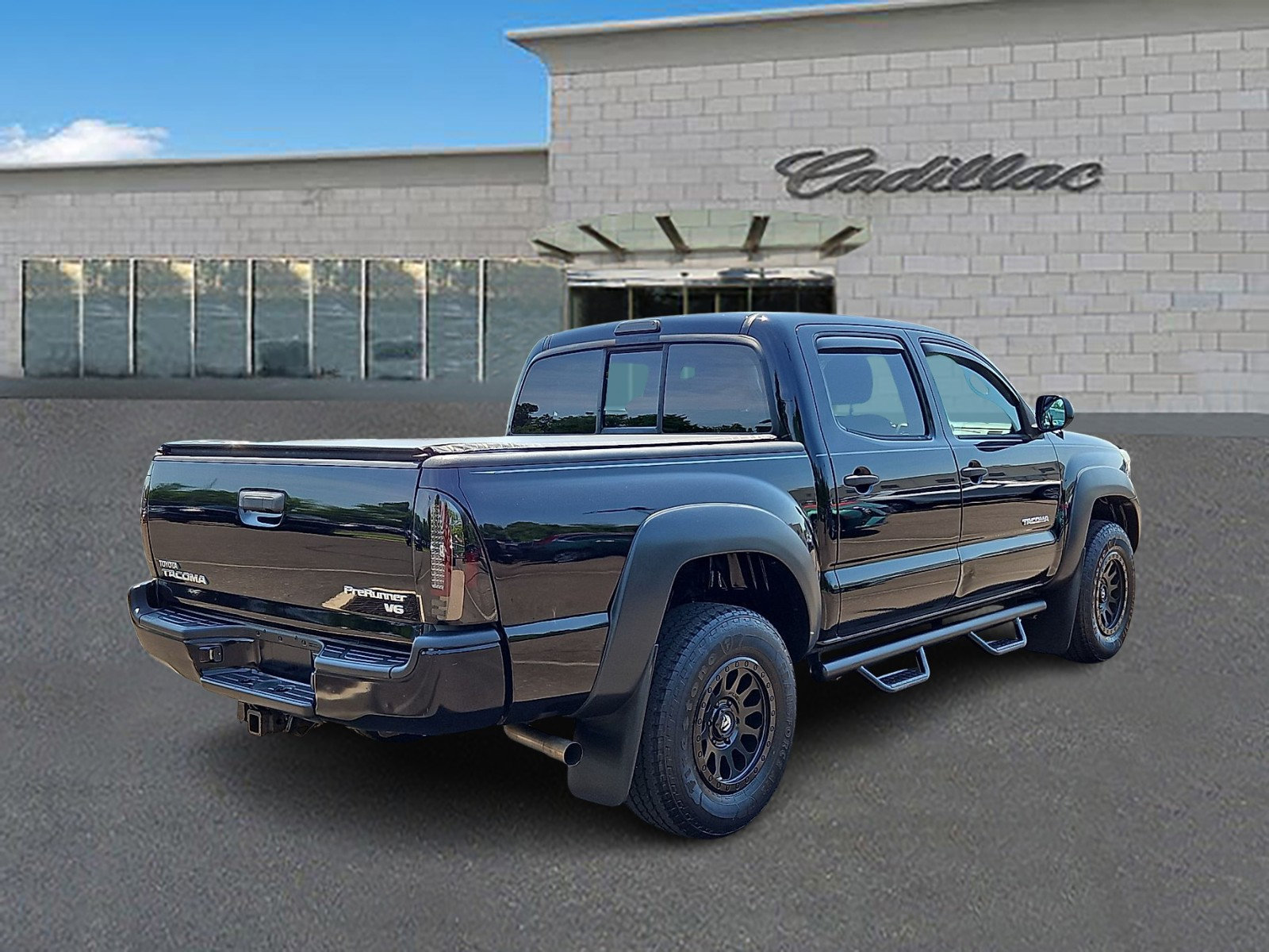 Used 2014 Toyota Tacoma PreRunner w/ Convenience Package RWD image 4