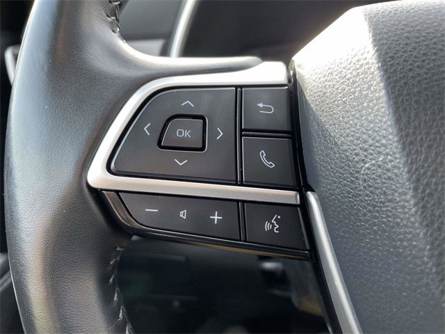 Used 2024 Toyota Highlander XLE image 27