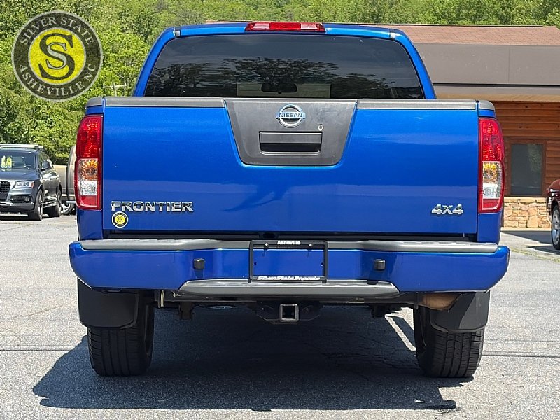 Used 2012 Nissan Frontier SV w/ Sport Appearance Pkg AWD/4WD image 5