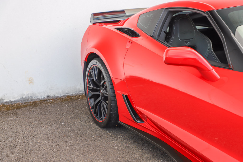 Used 2017 Chevrolet Corvette Z06 w/ Z07 Performance Package RWD image 63