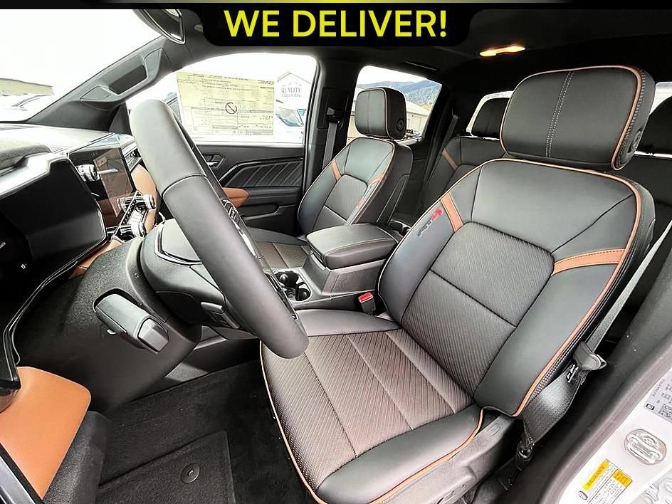 New 2026 GMC Canyon AT4 w/ Technology Plus Package AWD/4WD image 9