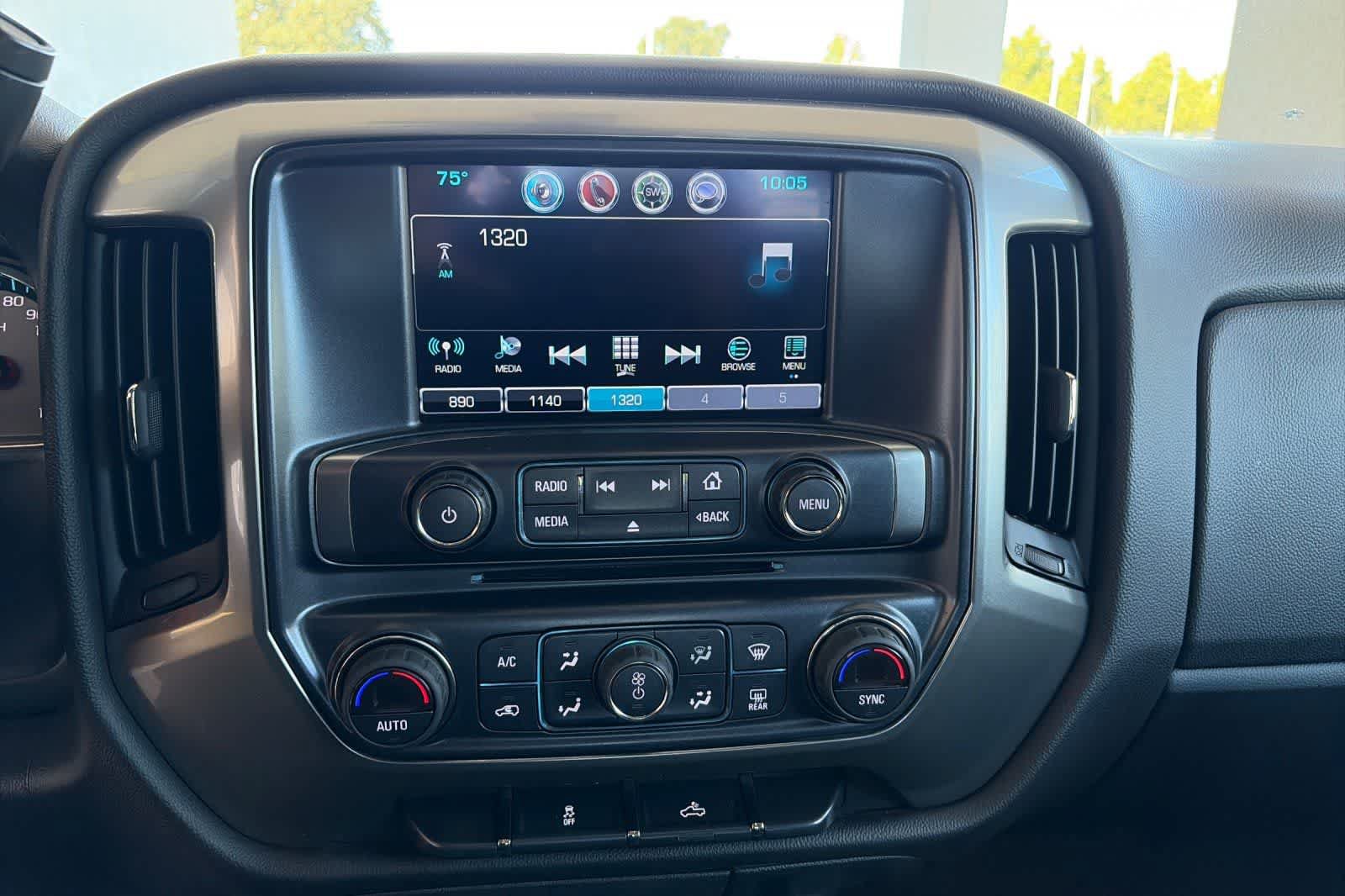 Used 2018 Chevrolet Silverado 1500 LT w/ All Star Edition RWD image 18