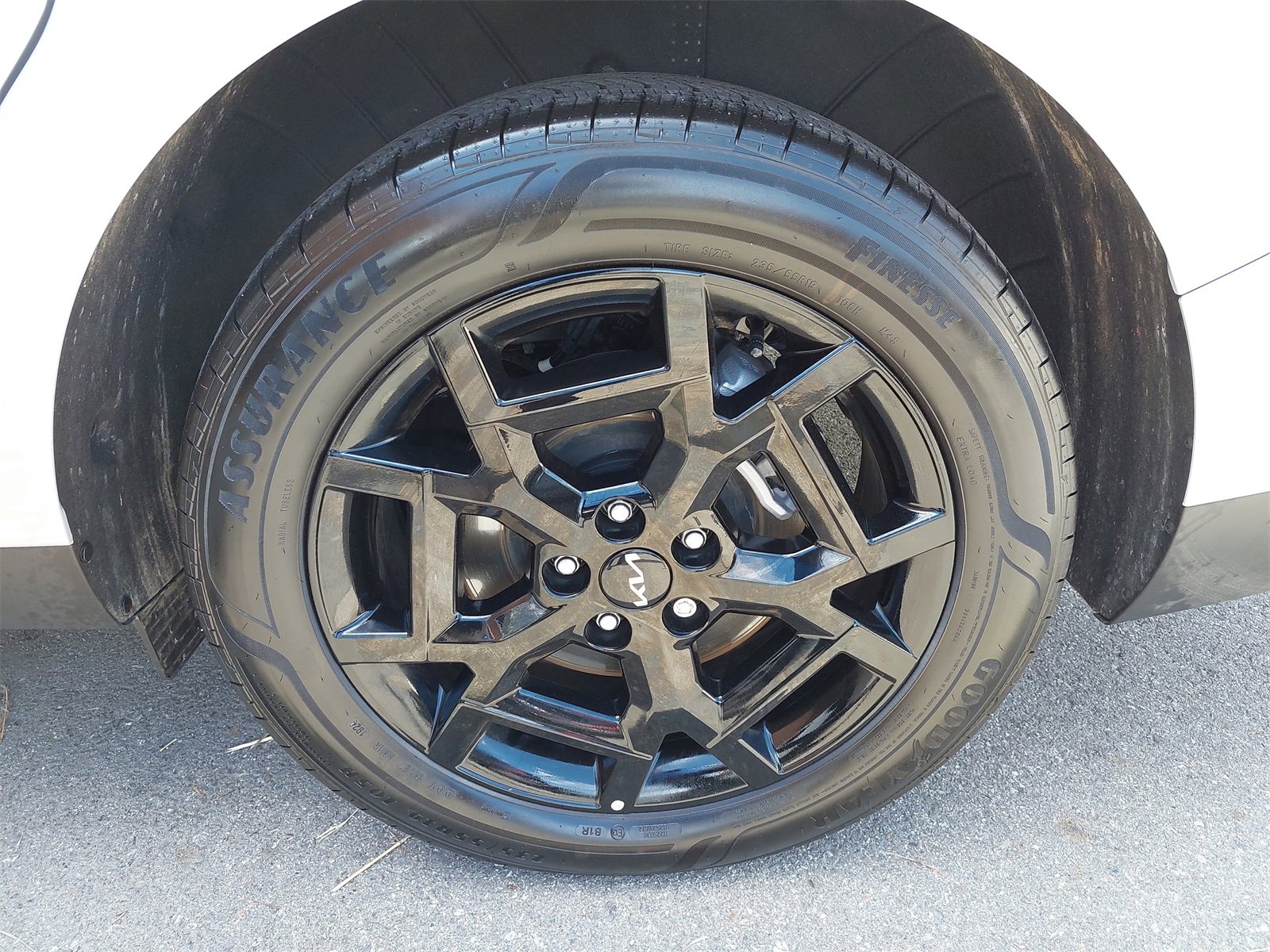 Certified 2025 Kia Carnival SX Prestige image 43