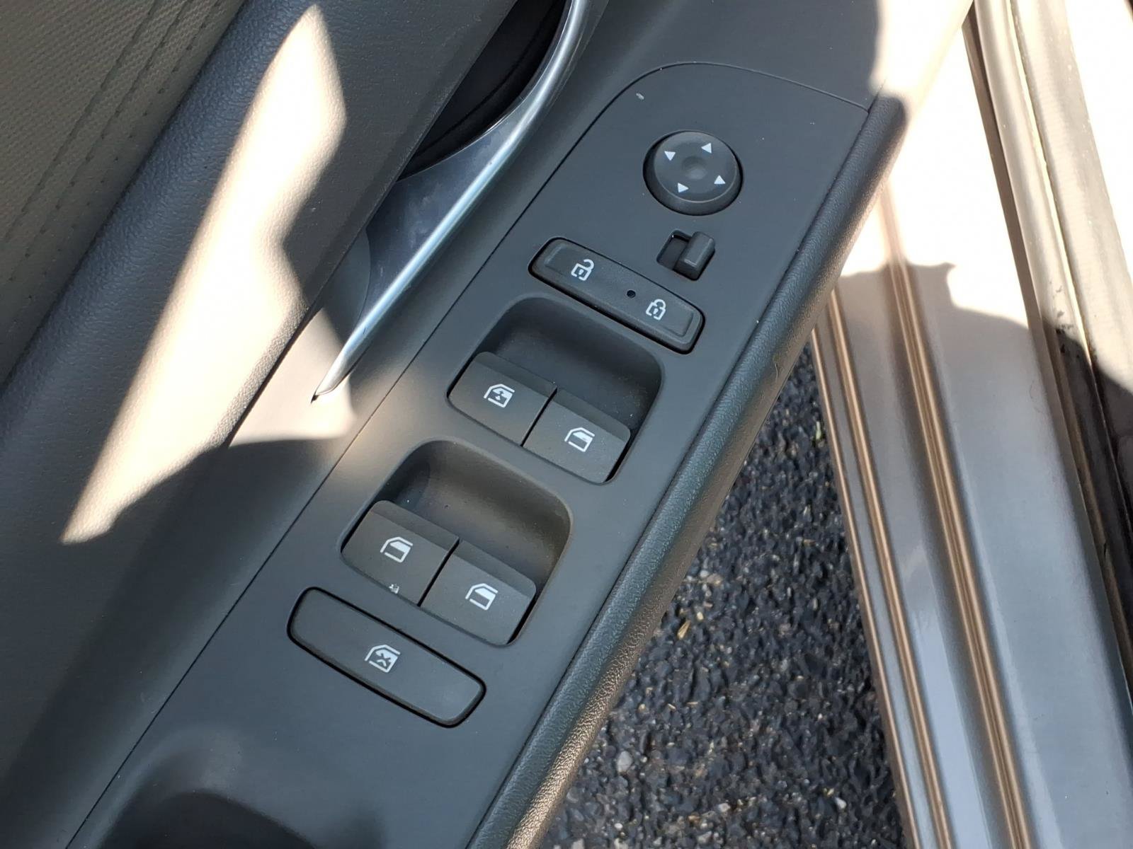 Certified 2023 Hyundai Elantra SEL FWD image 21