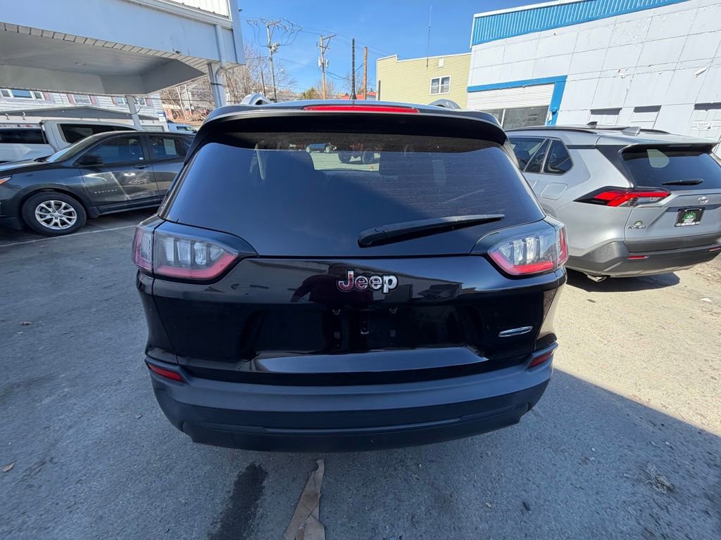 Used 2020 Jeep Cherokee Latitude image 4