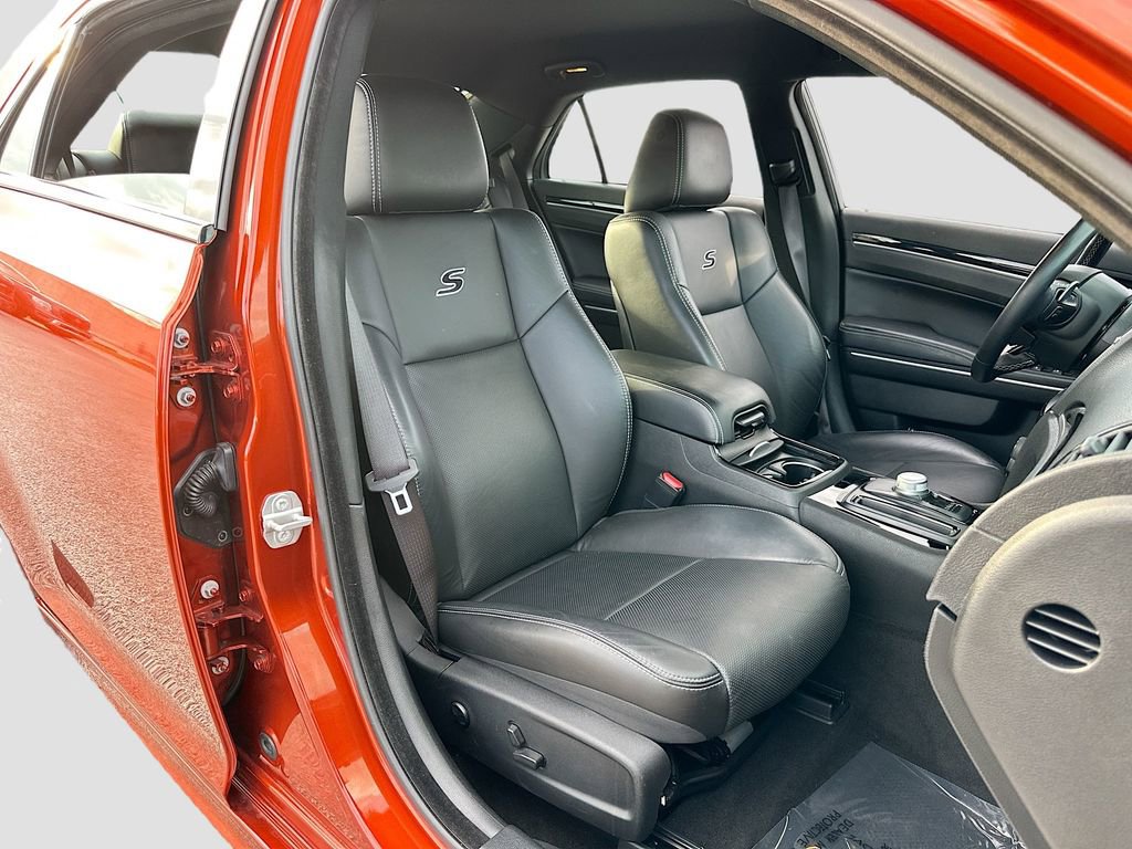 Used 2021 Chrysler 300 S w/ S Model Appearance Package image 28