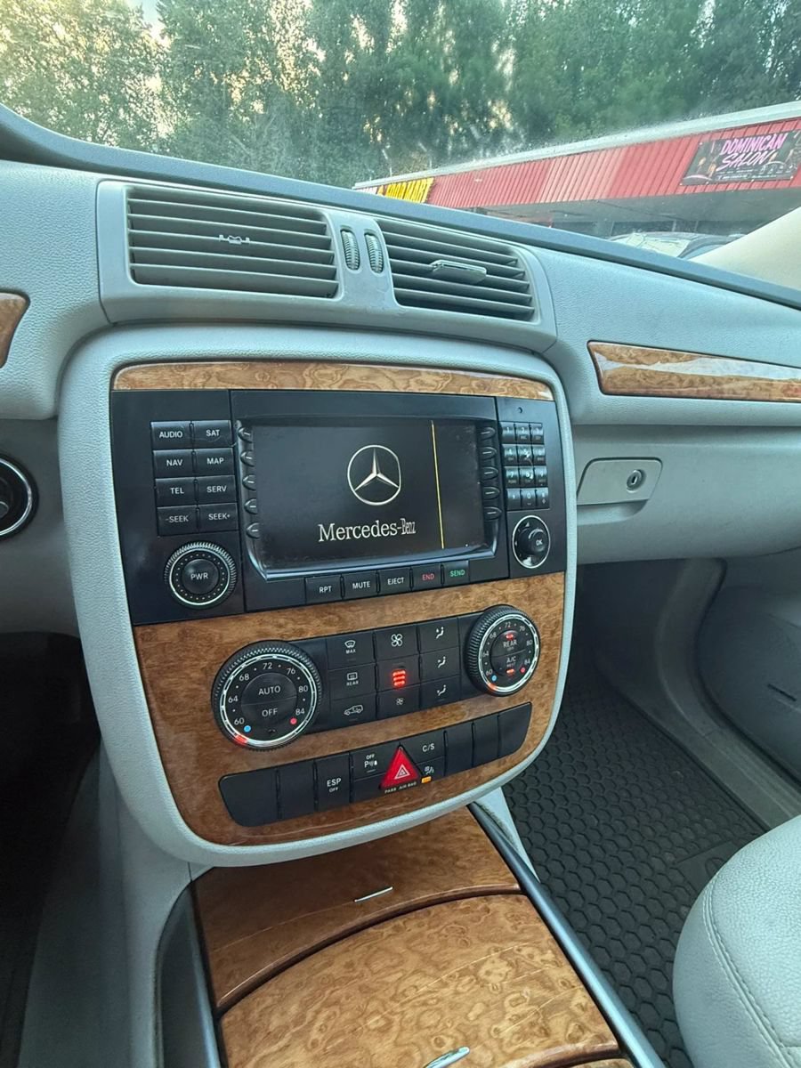 Used 2007 Mercedes-Benz R 350 4MATIC image 20