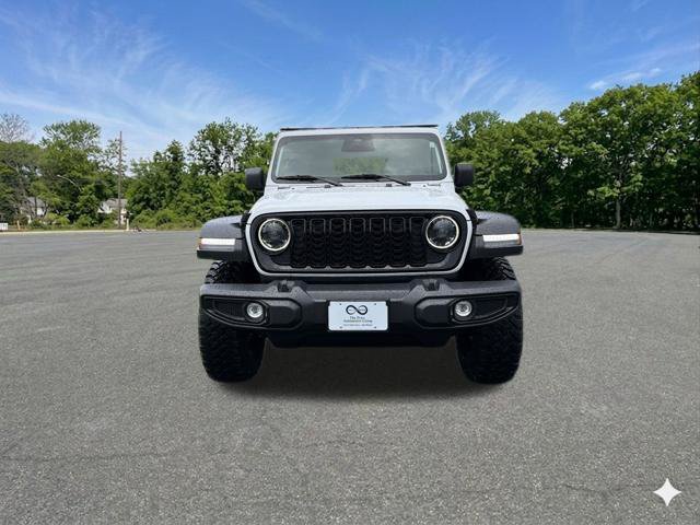 Used 2025 Jeep Wrangler Sport AWD/4WD image 3