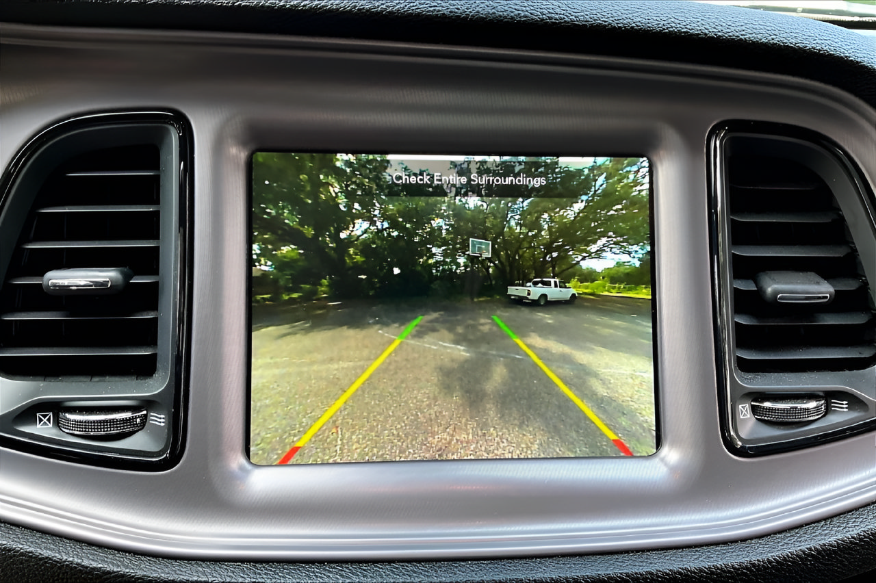Used 2023 Dodge Challenger SXT RWD image 13