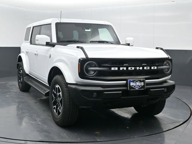 New 2025 Ford Bronco Outer Banks