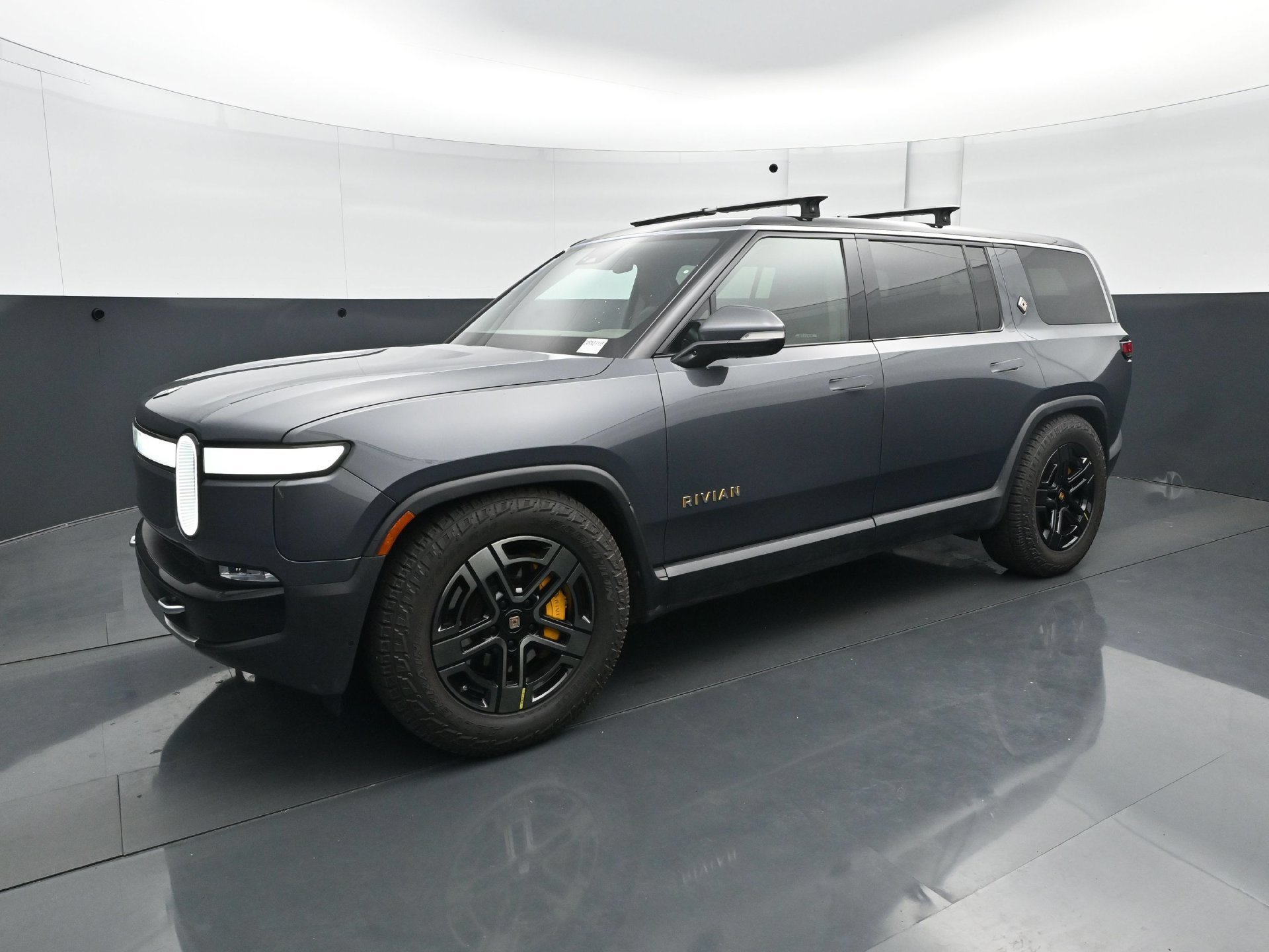 Used 2023 Rivian R1S Adventure Quad AWD/4WD image 2