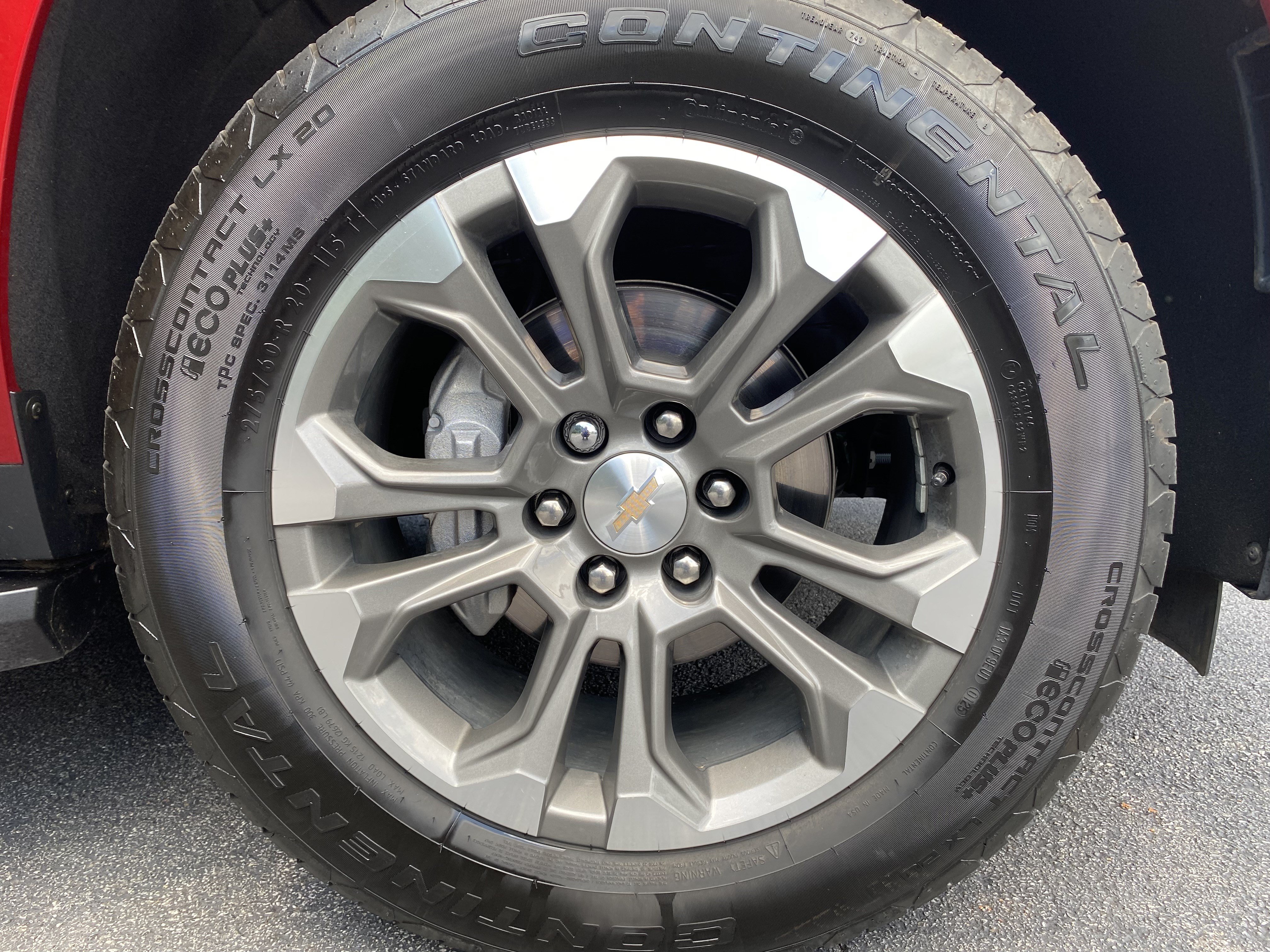 Used 2025 Chevrolet Tahoe LT w/ Comfort Package AWD/4WD image 13