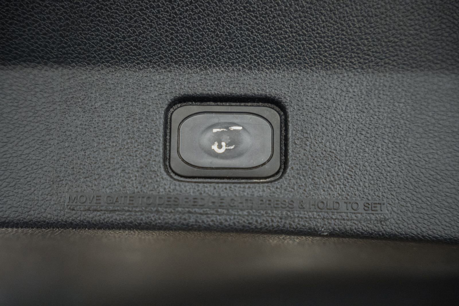 Certified 2017 Ford Explorer XLT w/ Equipment Group 202A image 22