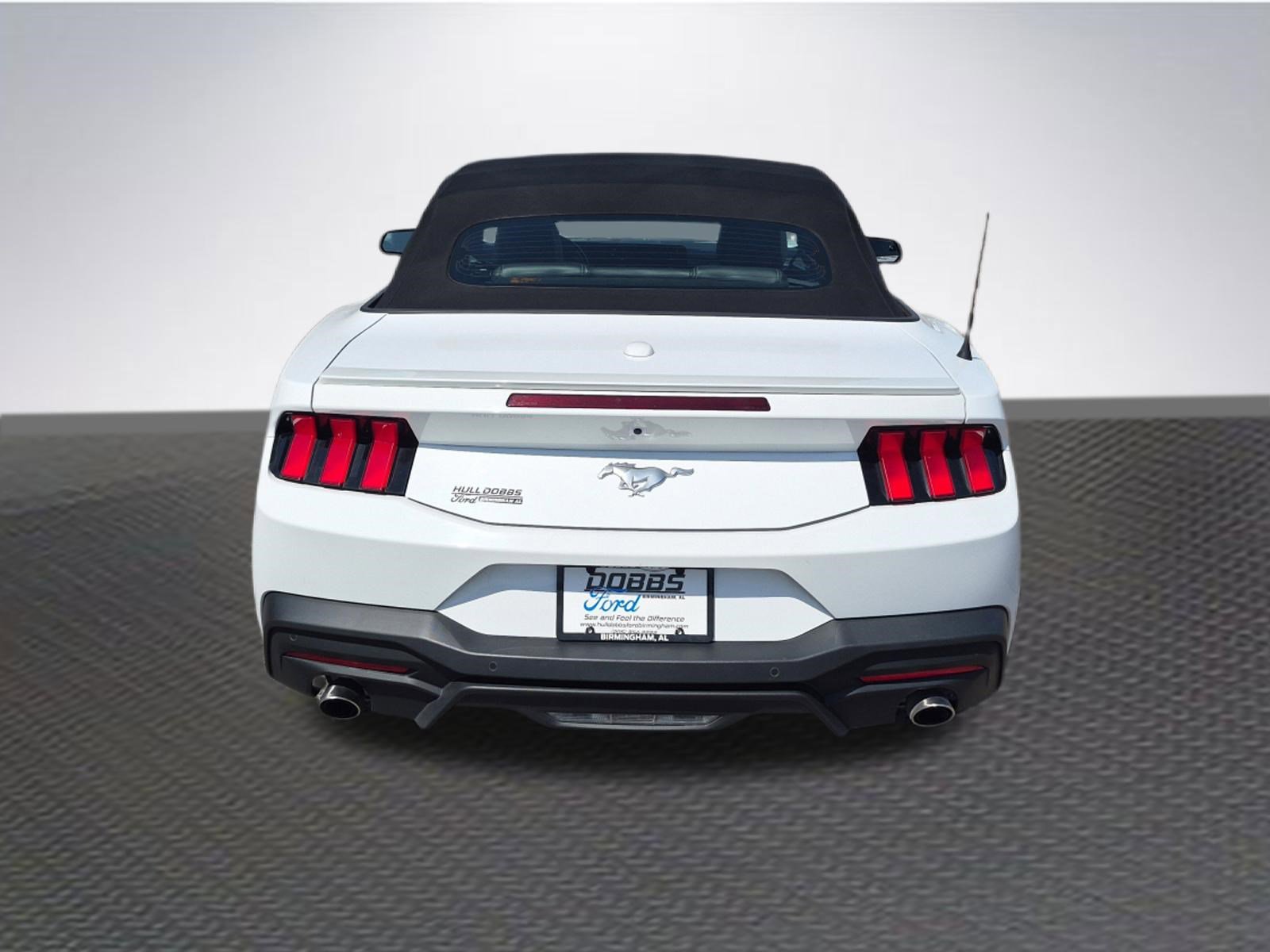 Used 2024 Ford Mustang Premium image 6