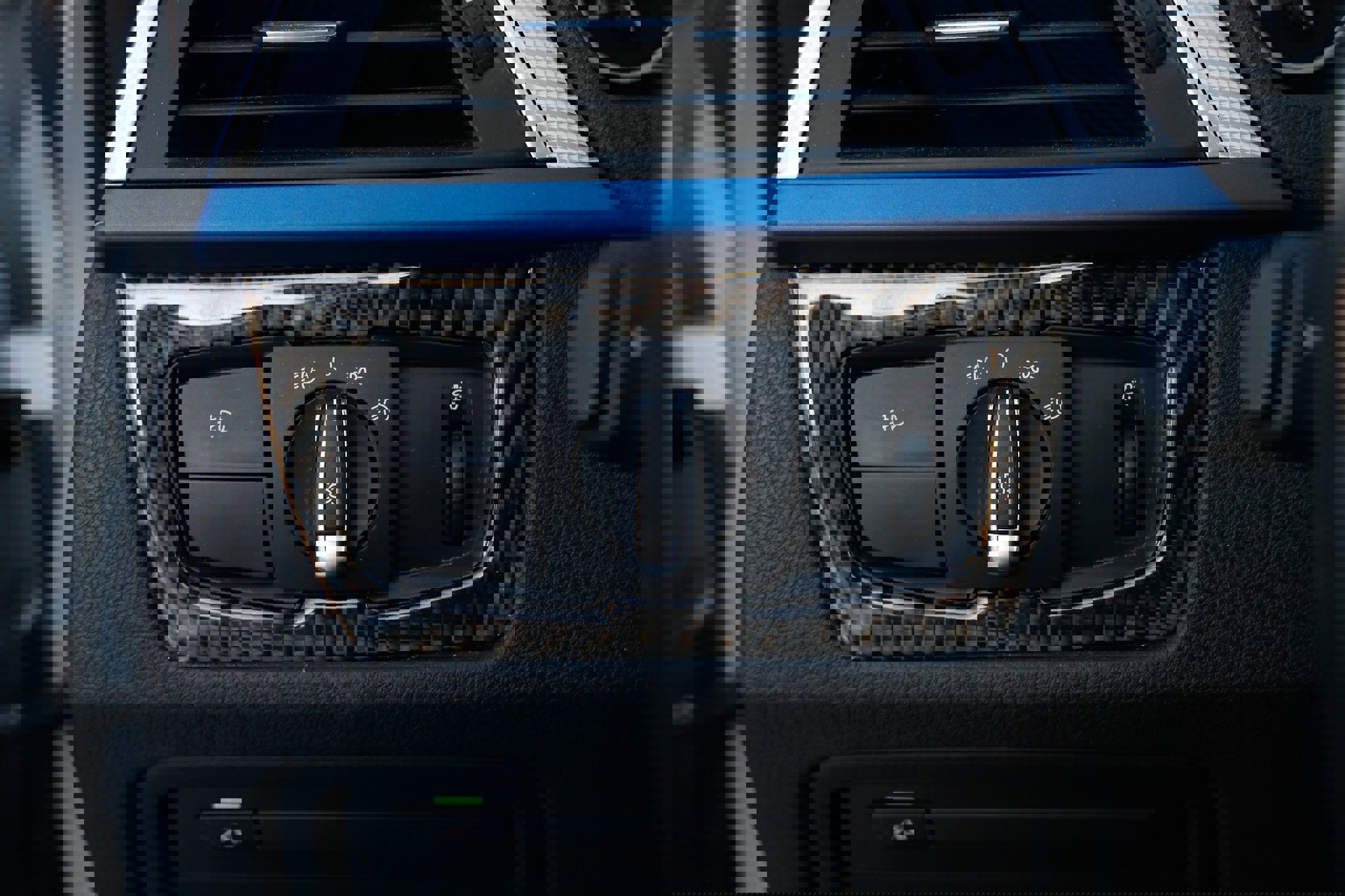 Used 2018 BMW 340i xDrive Sedan w/ Premium Package image 50