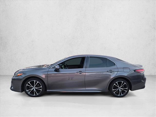 Used 2019 Toyota Camry SE w/ Carpet Mat Package FWD image 8