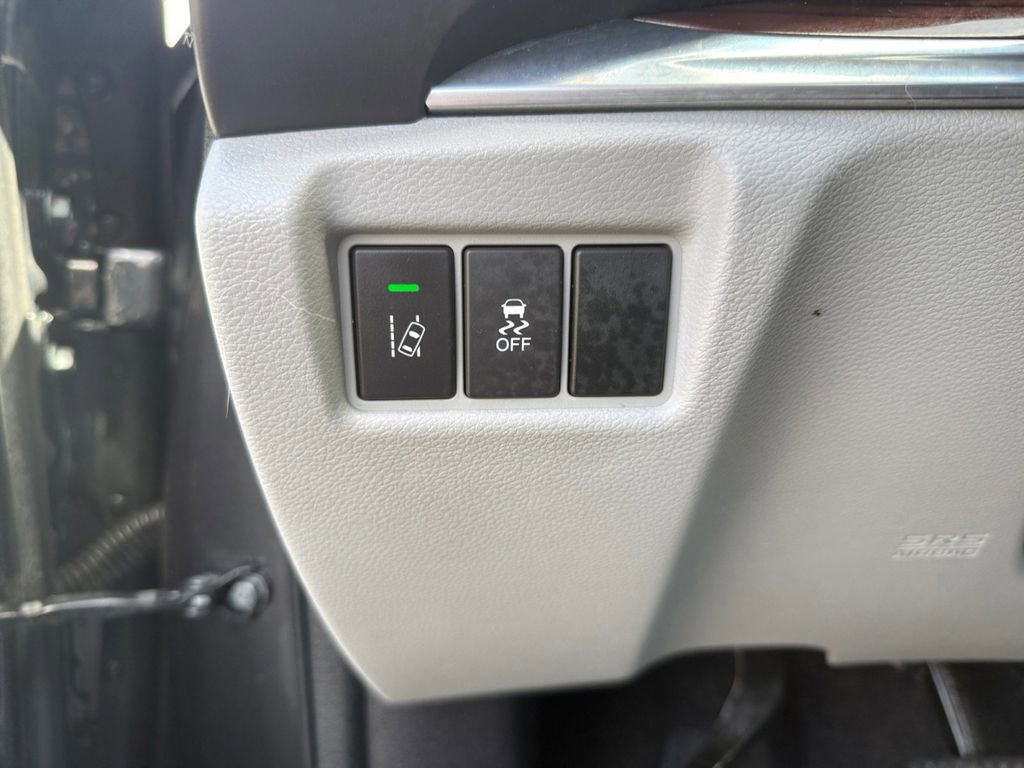 Used 2016 Acura MDX SH-AWD w/ Technology Package image 25