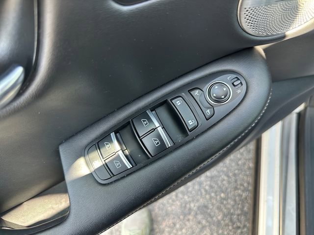 Used 2023 INFINITI QX50 Luxe image 19