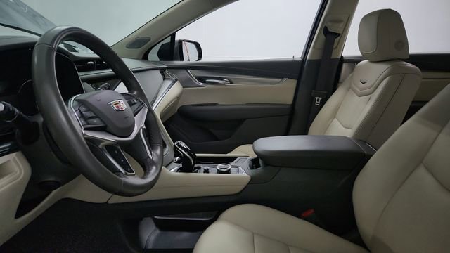 Used 2021 Cadillac XT5 Premium Luxury w/ LPO, Floor Liner Package image 12