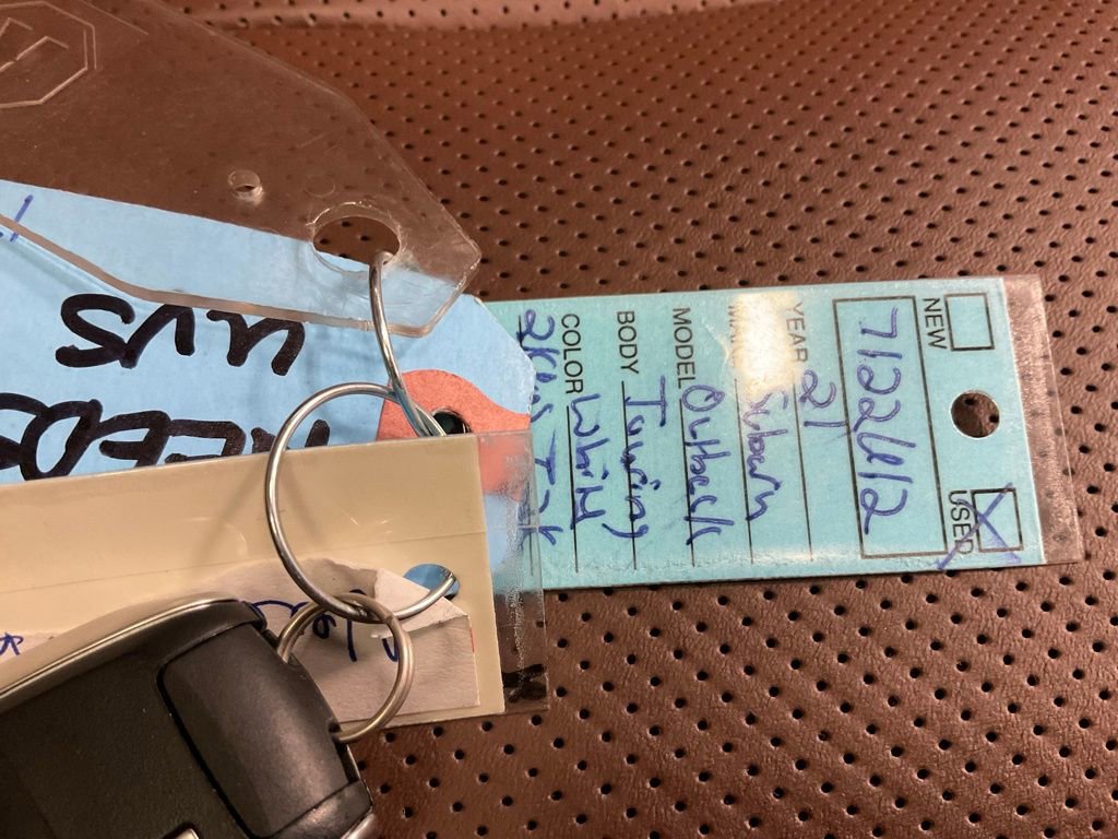 Used 2021 Subaru Outback Touring AWD/4WD image 33