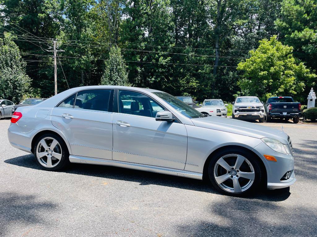 Used 2010 Mercedes-Benz E 350 Sedan image 14