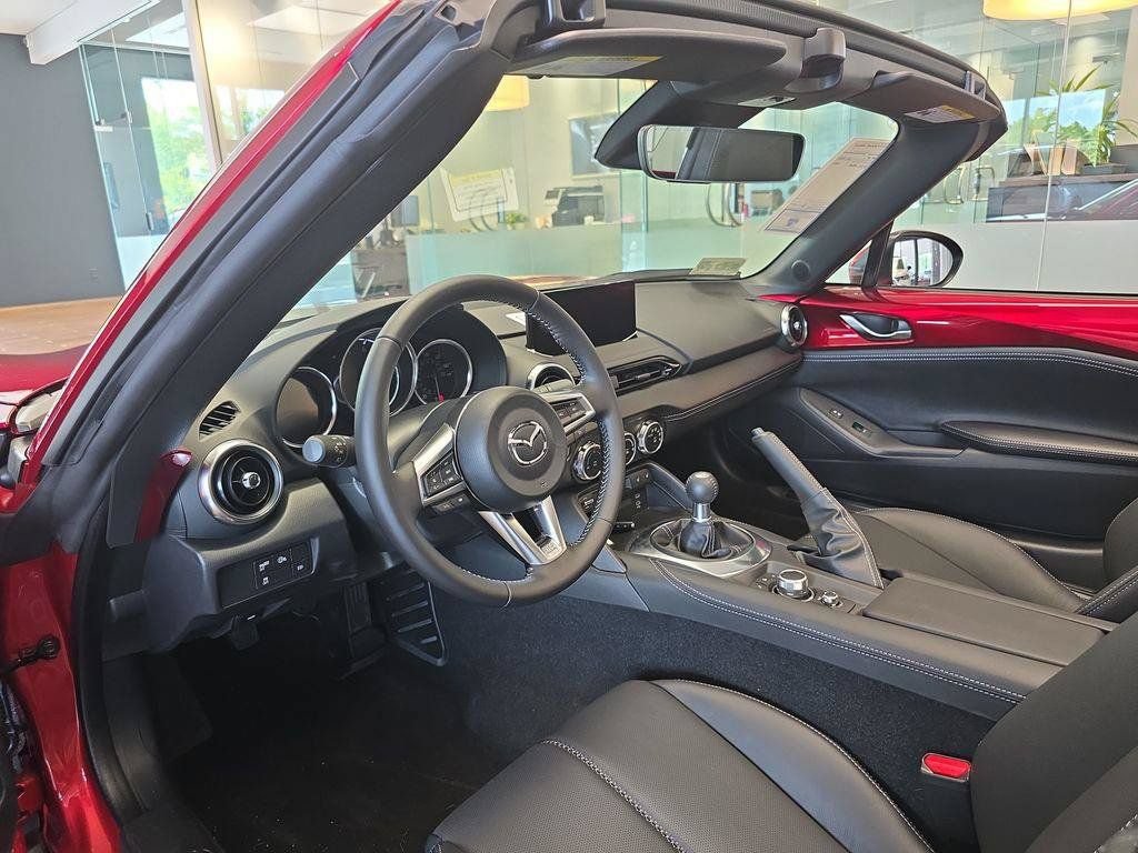 New 2026 MAZDA MX-5 Miata RF Grand Touring RWD image 15
