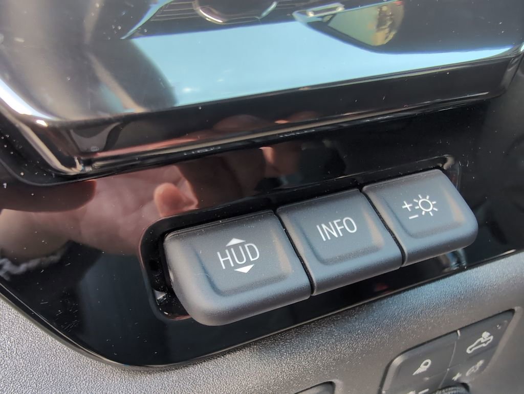 Used 2022 Chevrolet Silverado 1500 ZR2 w/ Technology Package image 20