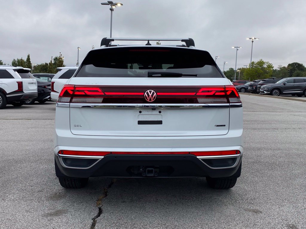 Used 2026 Volkswagen Atlas Cross Sport SEL AWD/4WD image 6