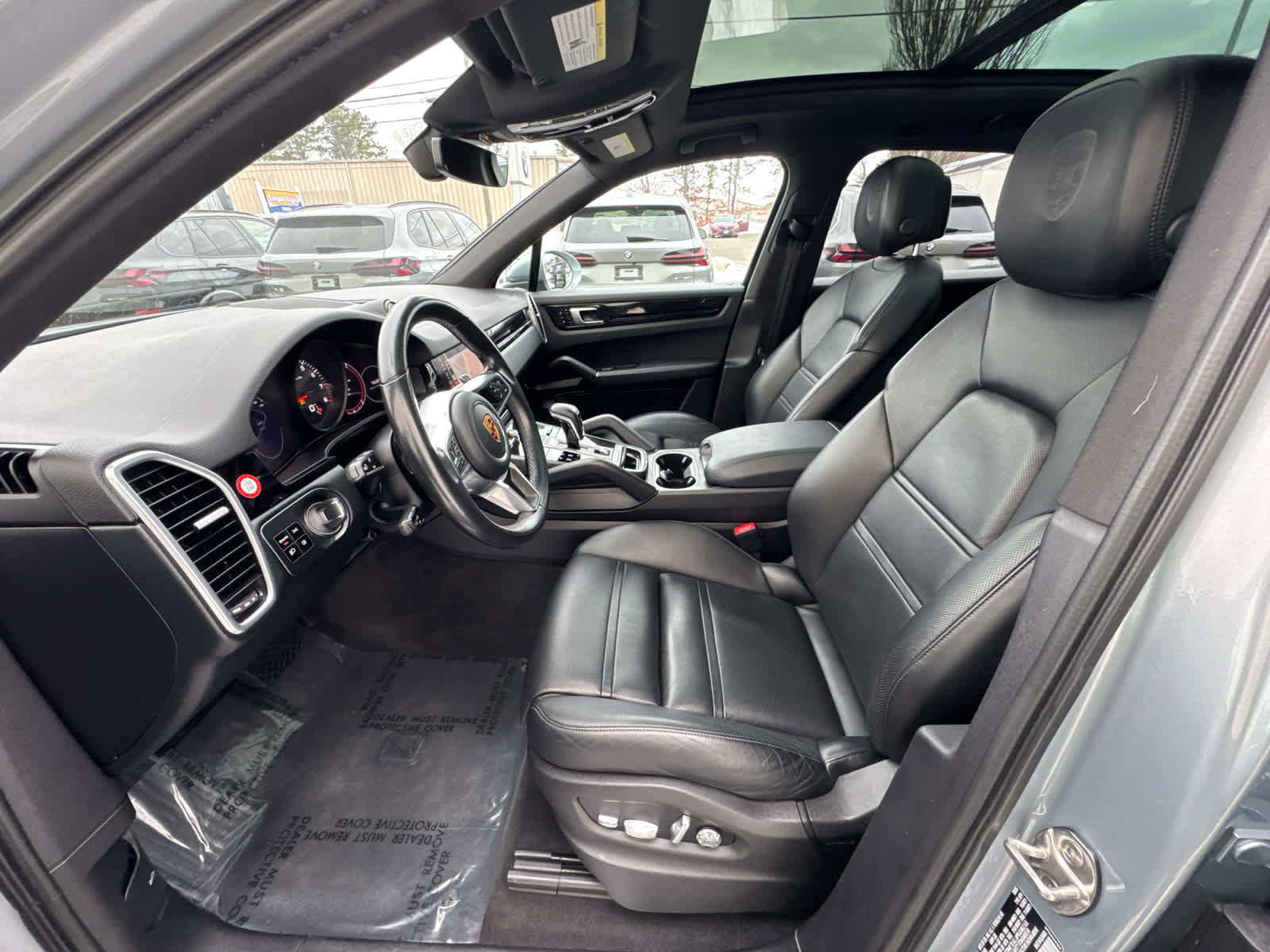 Used 2021 Porsche Cayenne image 11