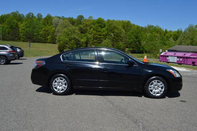 Used 2010 Nissan Altima 2.5 S FWD image 5
