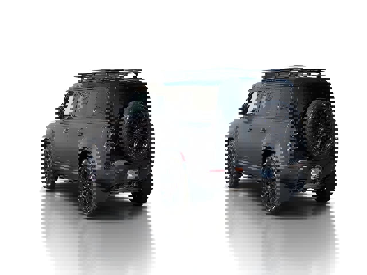 Used 2025 Land Rover Defender 110 image 6