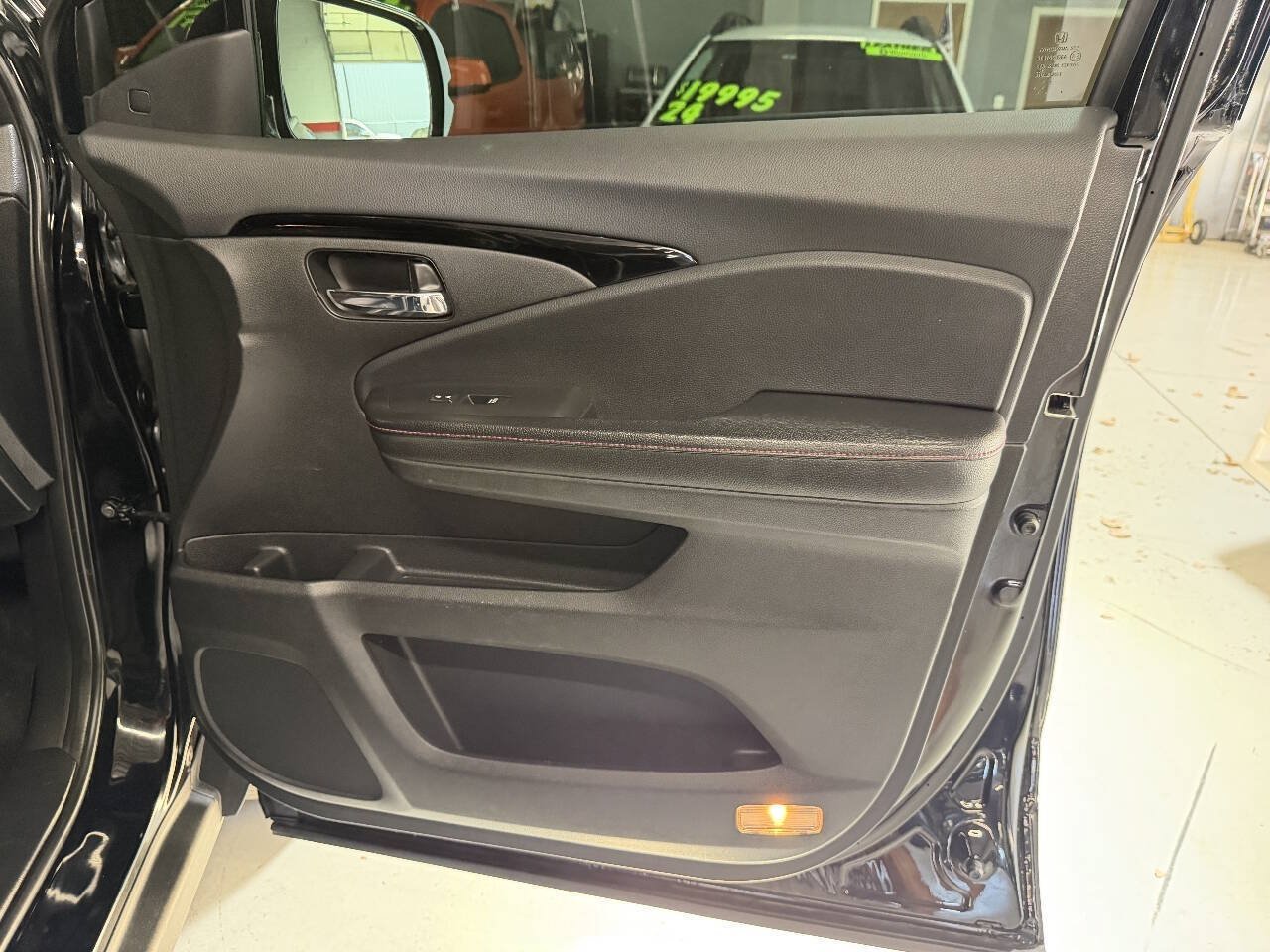Used 2017 Honda Ridgeline Black Edition image 27