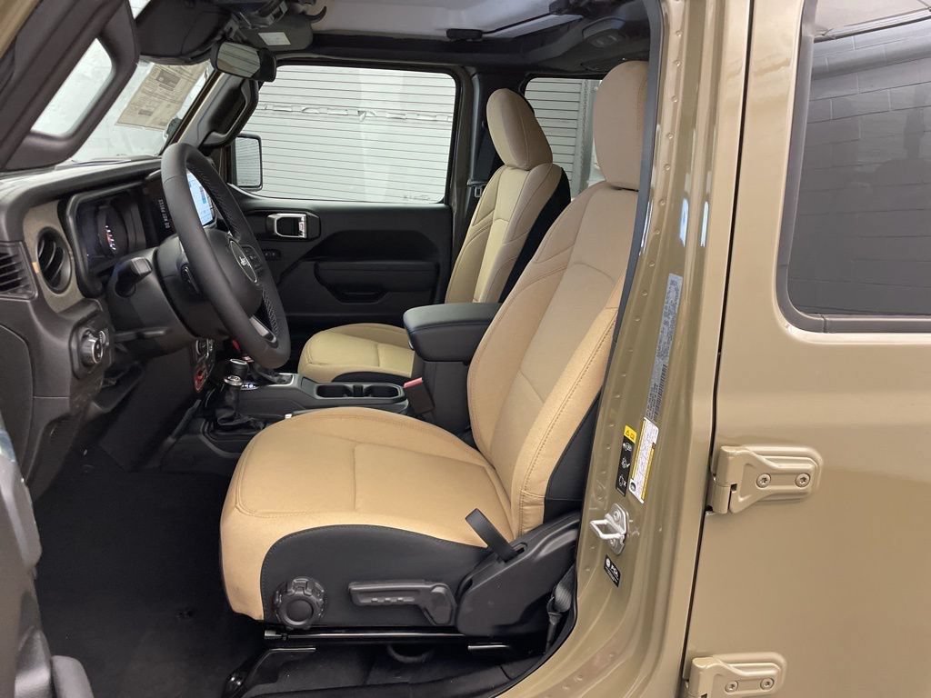 New 2026 Jeep Gladiator Willys AWD/4WD image 15