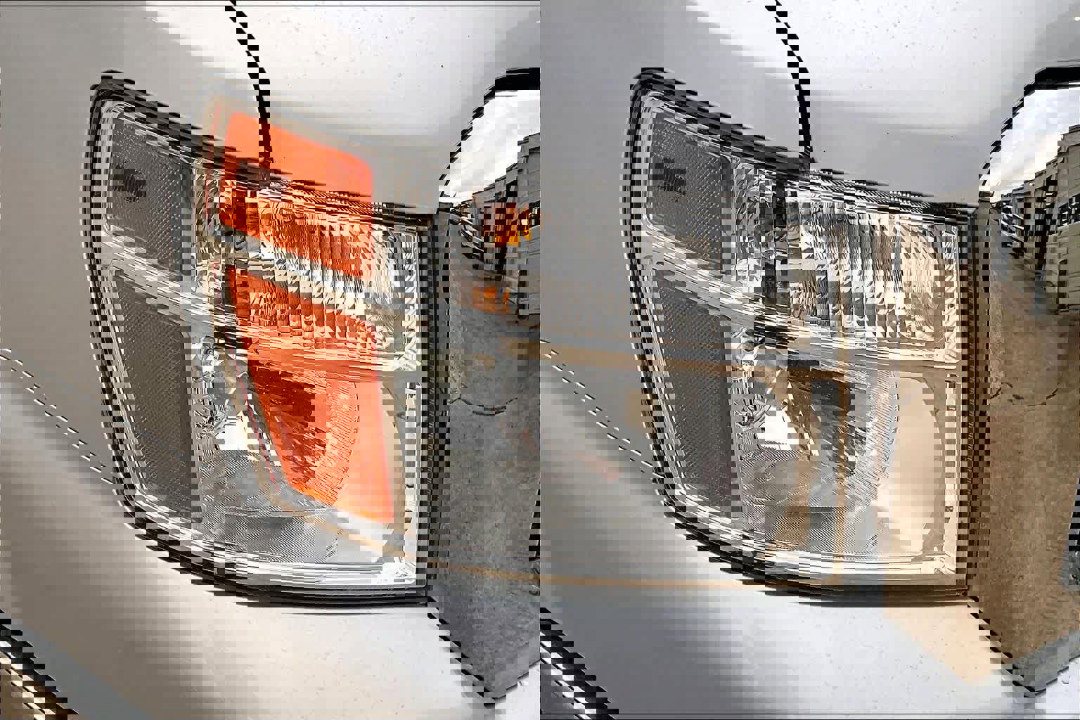 Used 2019 Nissan NV 3500 SV w/ Navigation Package image 25