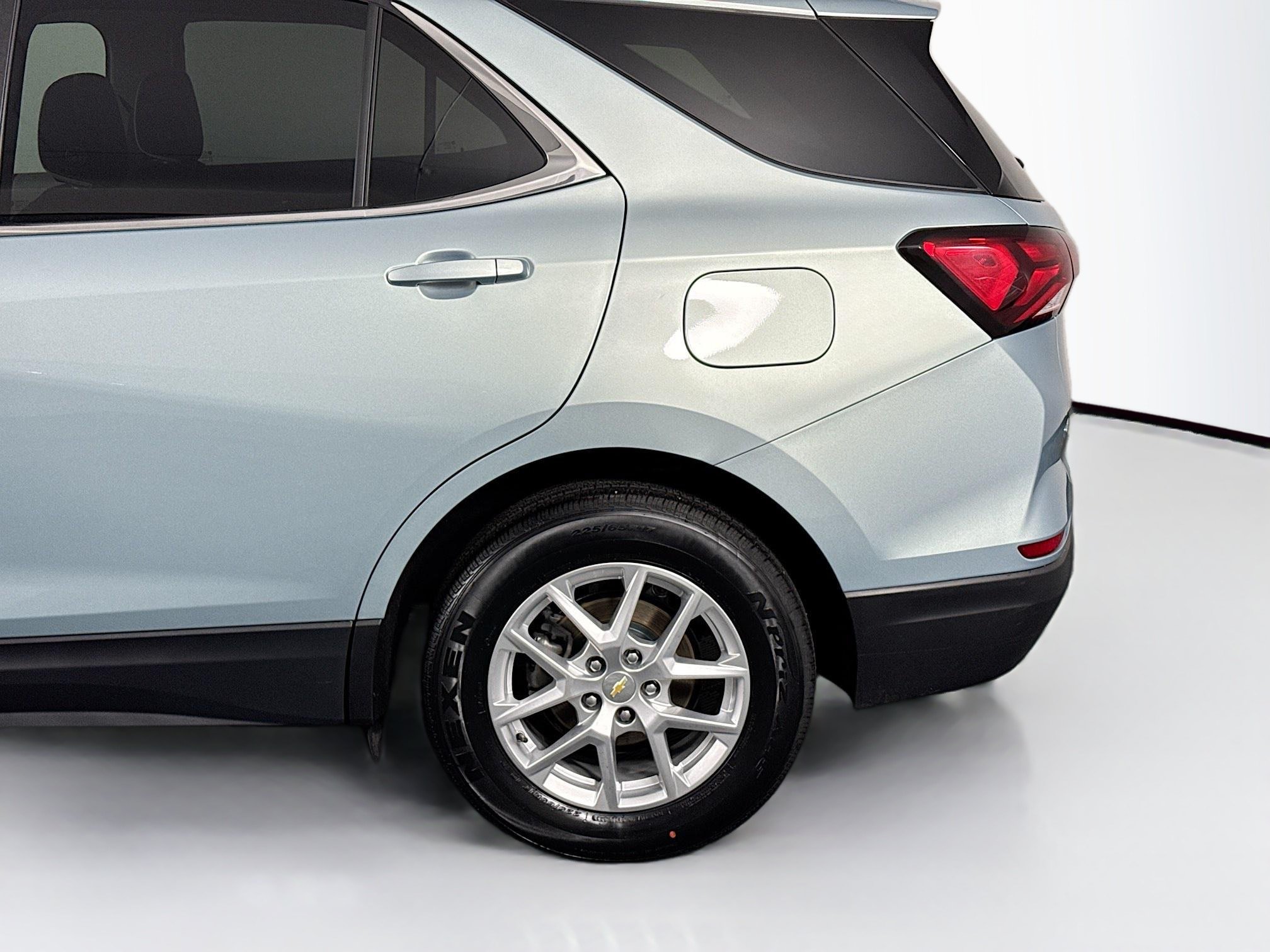 Used 2022 Chevrolet Equinox LT AWD/4WD image 47