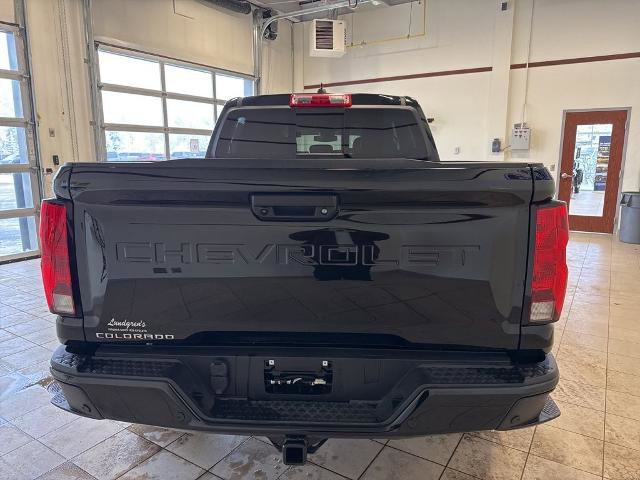 Used 2024 Chevrolet Colorado Trail Boss w/ Technology Package AWD/4WD image 3