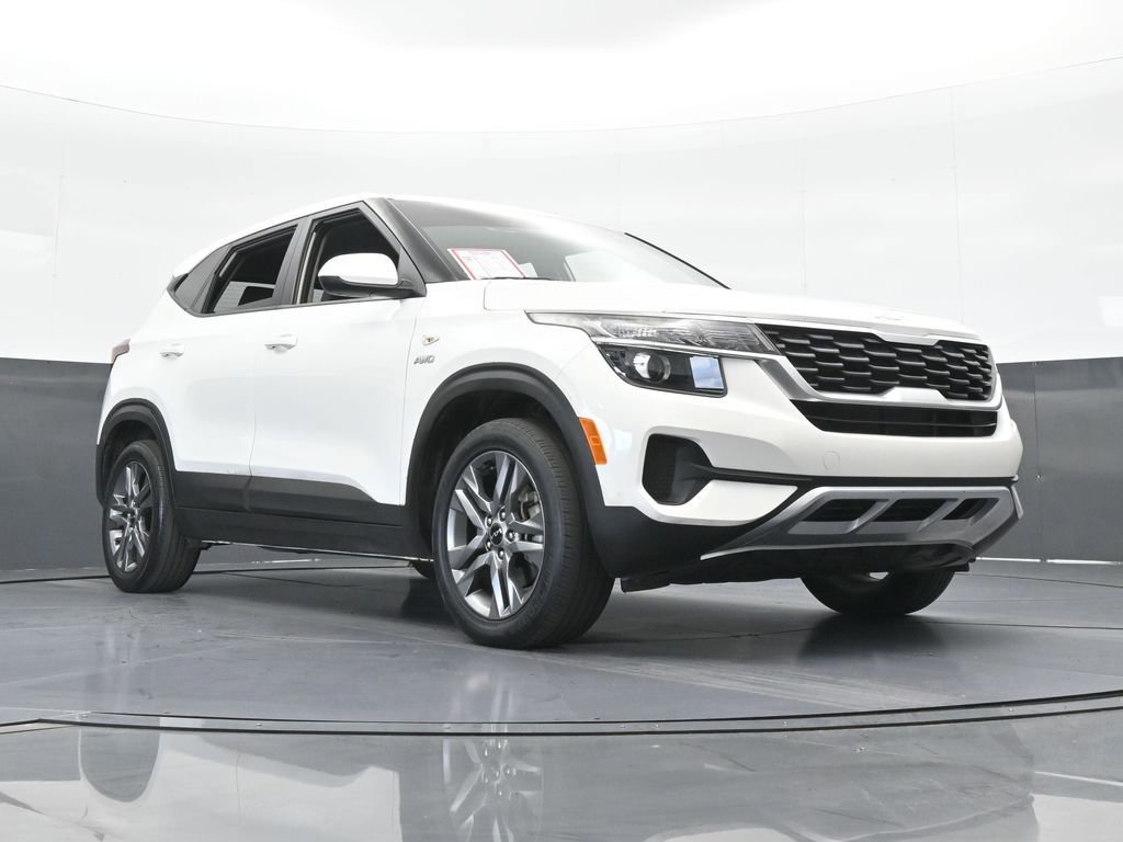 Used 2022 Kia Seltos LX image 55