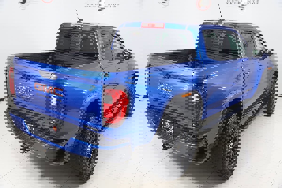 Used 2023 GMC Canyon Elevation w/ Convenience Package image 58