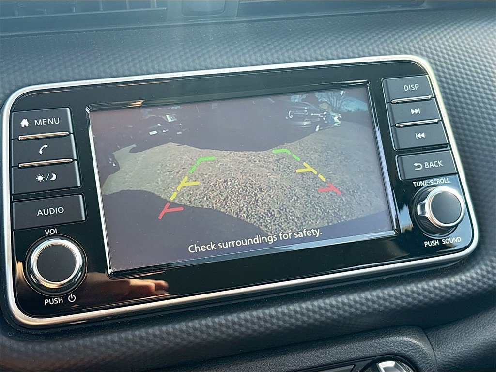 Used 2022 Nissan Kicks S image 13