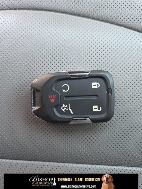 Used 2020 GMC Terrain SLT w/ Preferred Package AWD/4WD image 10